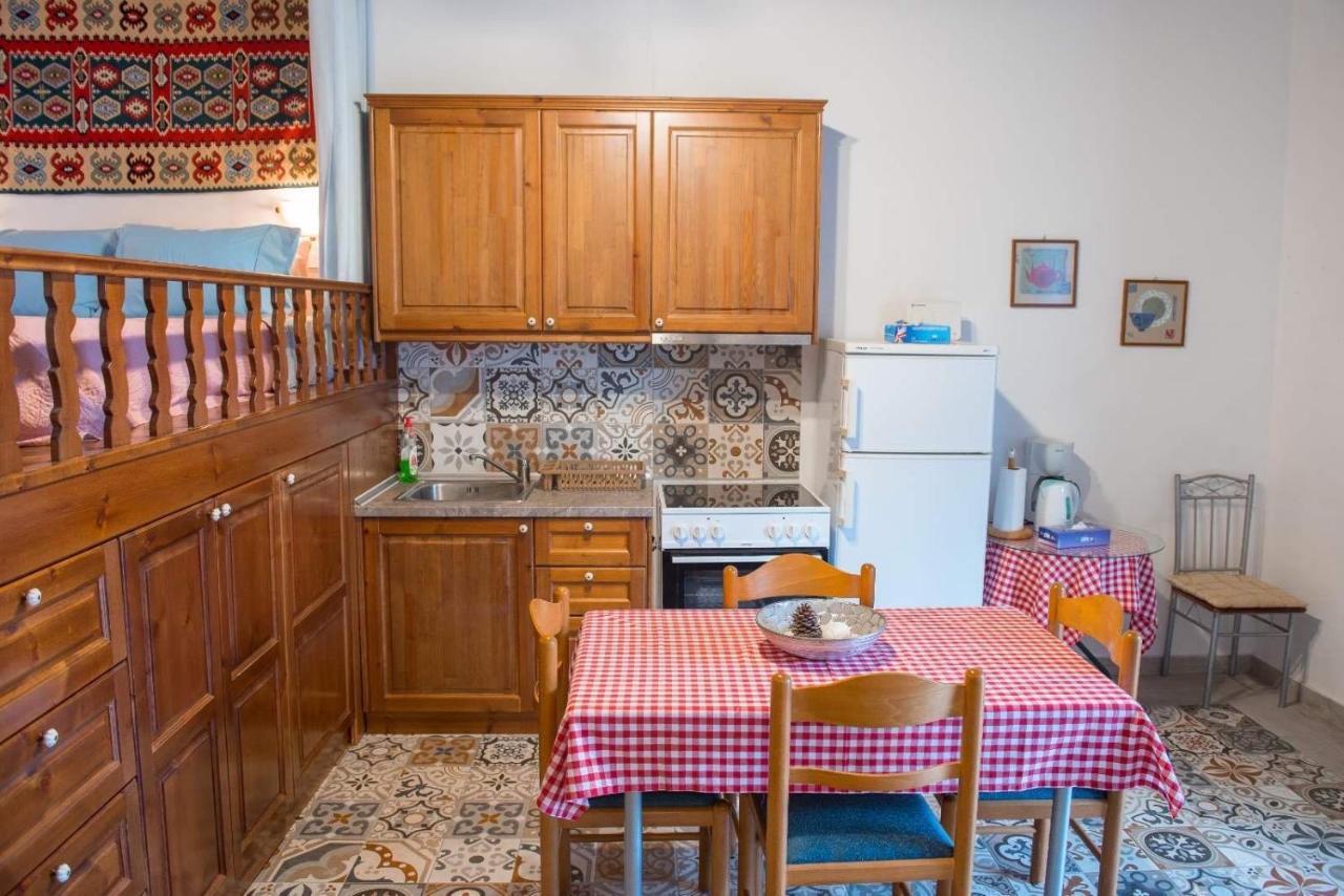 Grandmother'S House Apartment Psinthos ภายนอก รูปภาพ