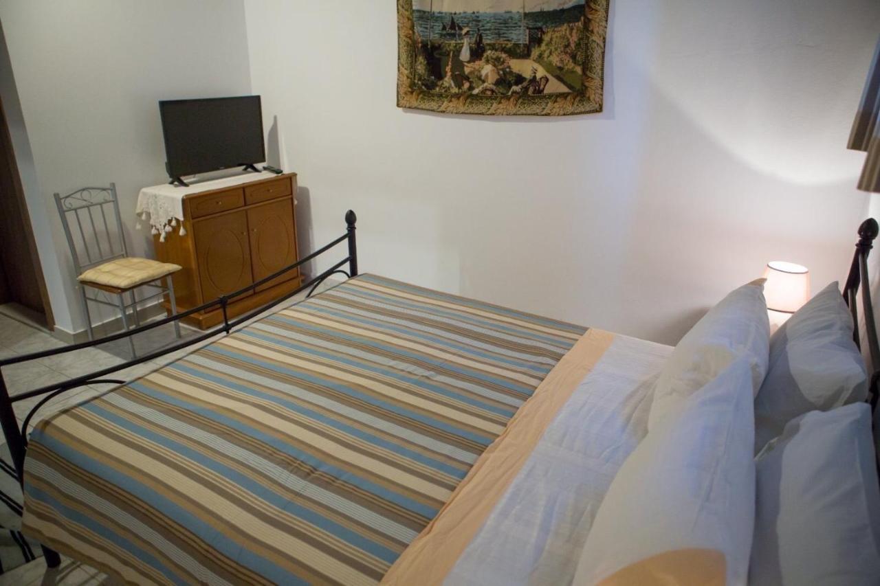 Grandmother'S House Apartment Psinthos ภายนอก รูปภาพ