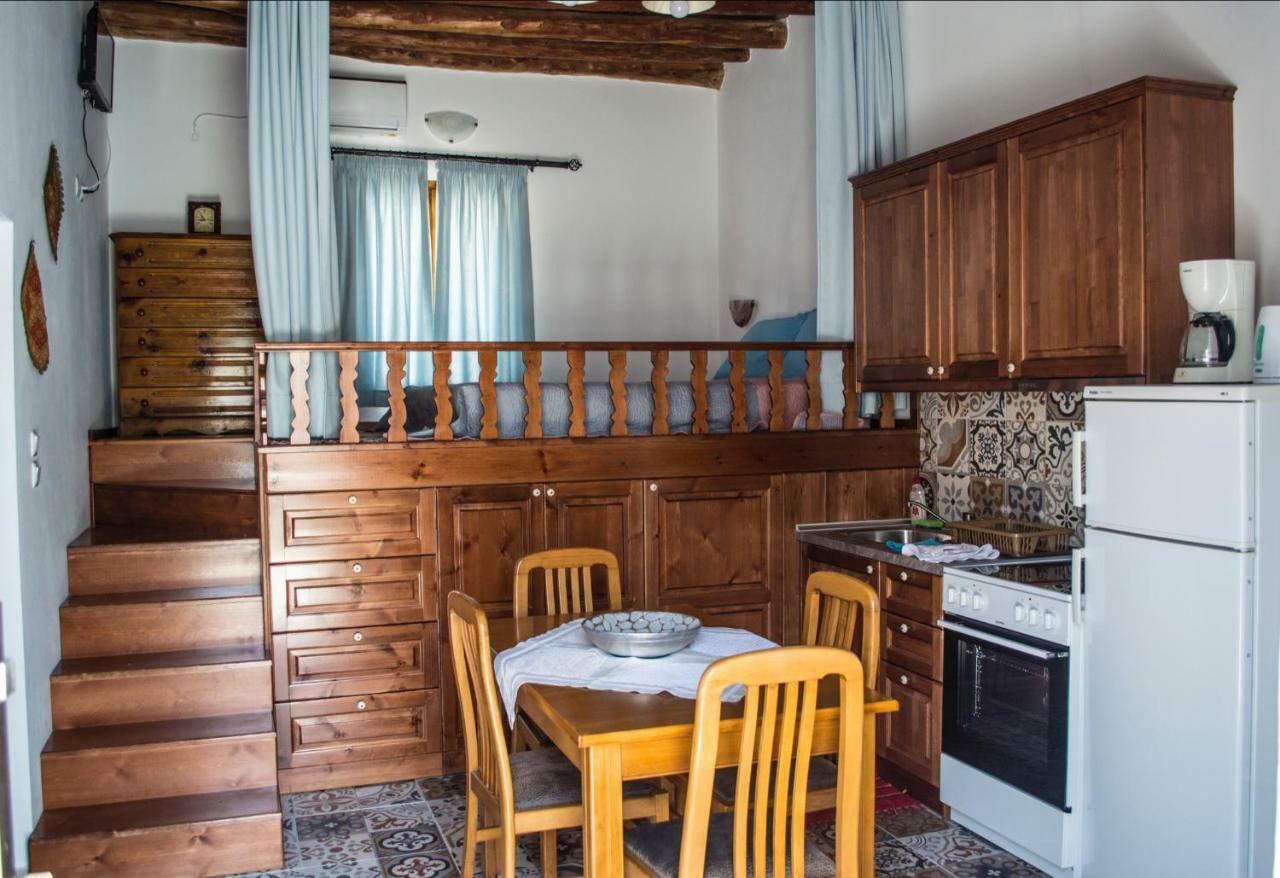 Grandmother'S House Apartment Psinthos ภายนอก รูปภาพ
