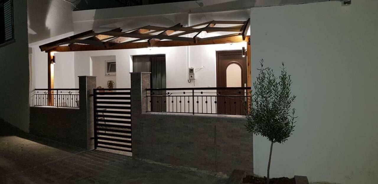 Grandmother'S House Apartment Psinthos ภายนอก รูปภาพ